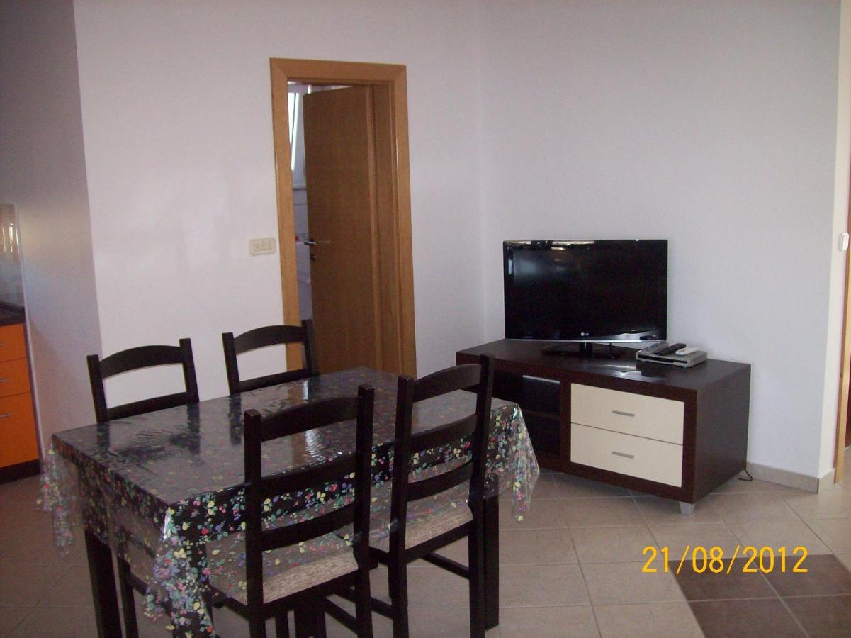 Apartments With A Parking Space Vir - 17422 Εξωτερικό φωτογραφία